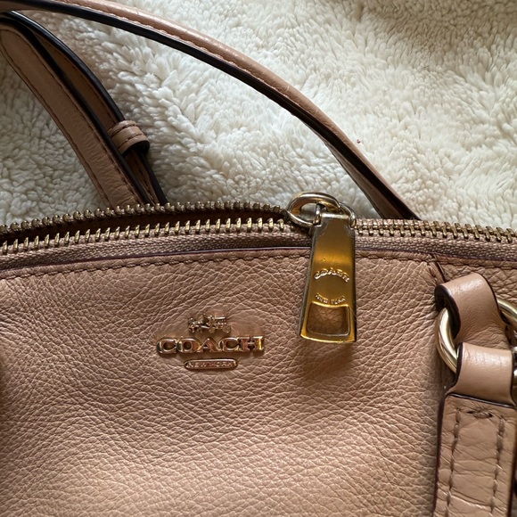 Coach Women's Beige Leather Handbag - Picture 3 of 7